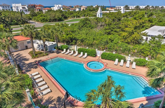 Ocean View Condo Btwn Rosemary & Alys Beach!
