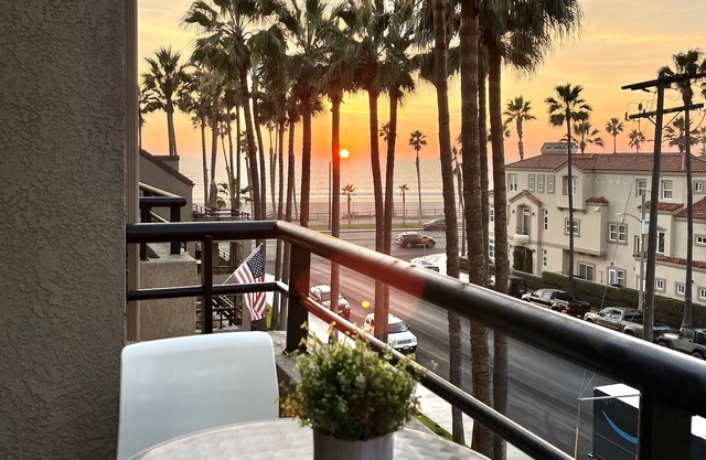 Ocean view escape in Surf City with 2x Parking Spots