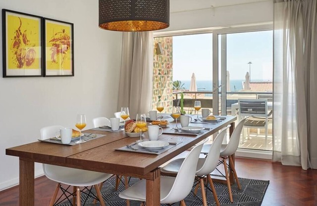 Moderne et spacieux 3BR apart, 6 personnes - vue sur la mer et près de Carcavelos