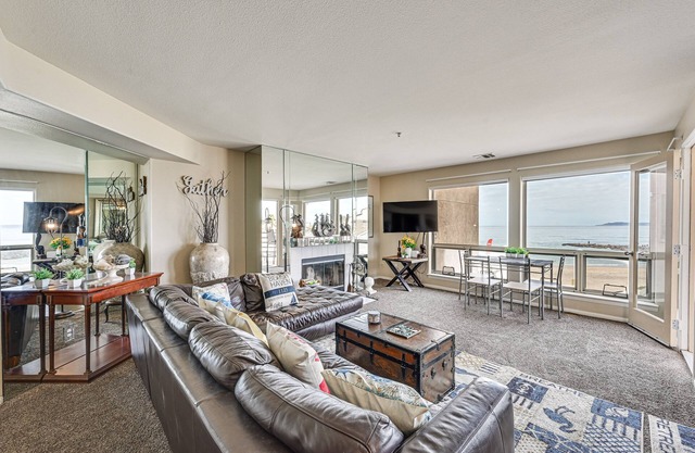 Ocean-View Imperial Beach Condo w/ Community Perks