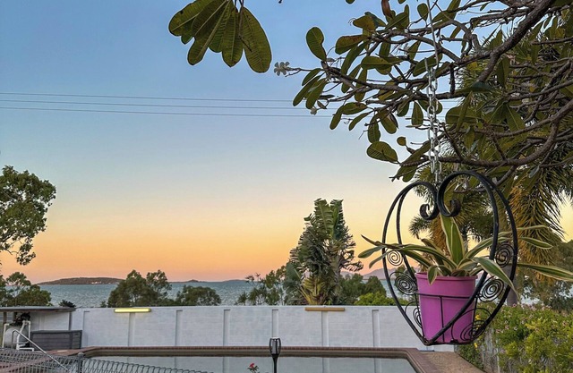 Ocean View Motel Bowen