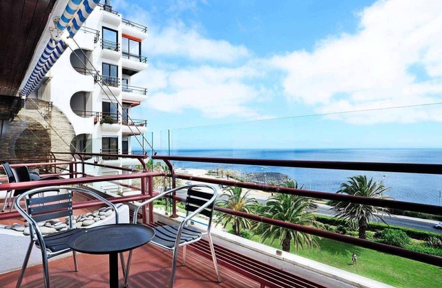 Appartement 2BR à la plage avec vue sur la mer et la piscine, Sao Pedro EstoriL-CHECKINHOME