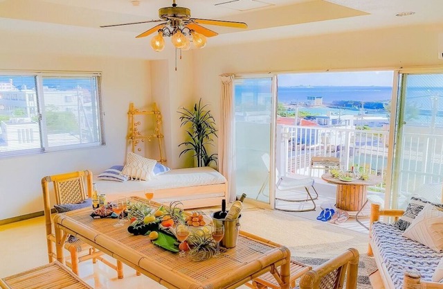 Ocean view Sea breeze flowing from a large windo - 301 / Nakagami-gun Okinawa