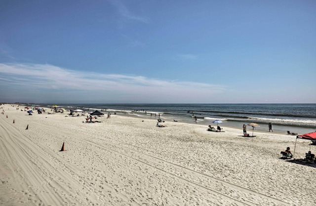 Ocean-view St Augustine Studio w/ Pool Access!