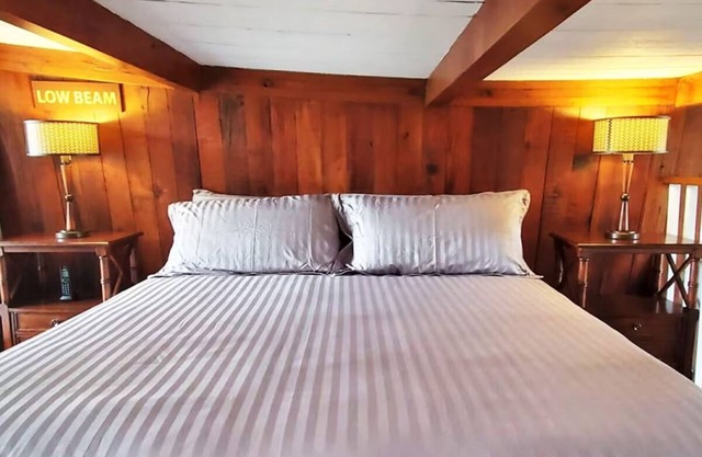 Ocean View Suite: with Seating Area and Balcony! Pet-friendly, Outdoor Pool!