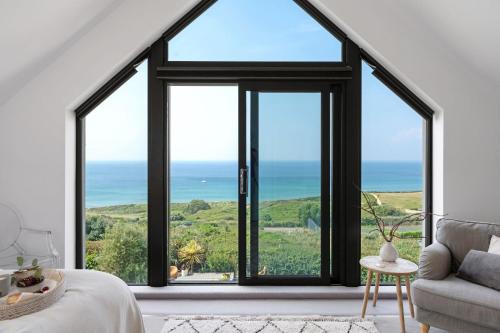 Ocean View, The Sands