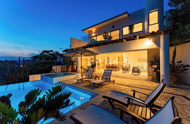Privé, luxueux et abordable 3 Bdrm Private Villa w / Infinity Pool