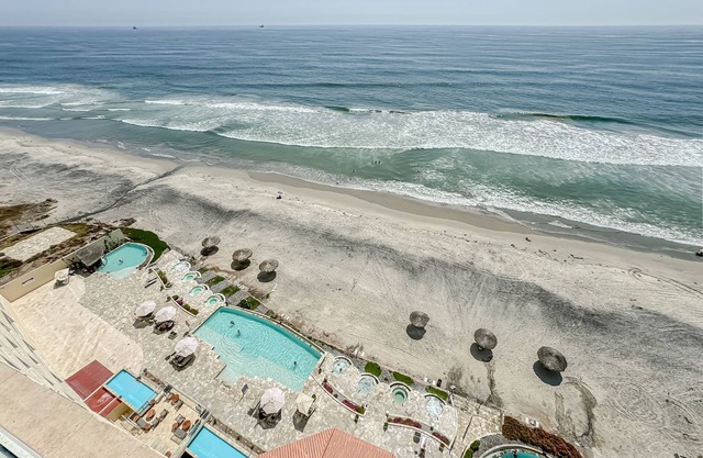 Ocean Views-Mar y Sol Condo-Beach Access-Rosarito
