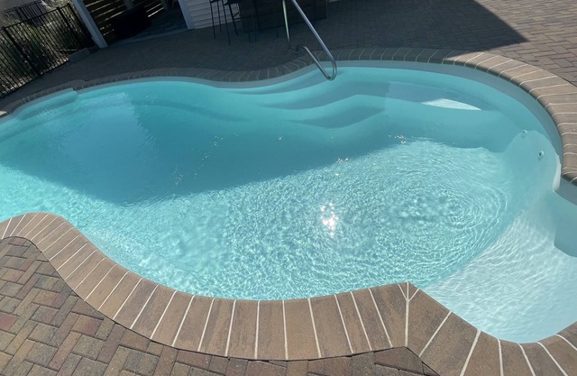 Vues sur la mer de 4 chambres et piscine privée!