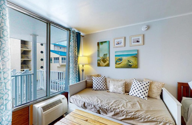 Ocean Waye 226