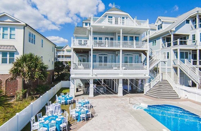 SPÉCIAUX 2019! Oceanfront Luxury Wedding Friendly Pool 10 BR