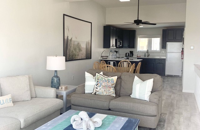 Oceanfront 2BD/2BA with Pool and Private Beach Access in the Heart of Everything