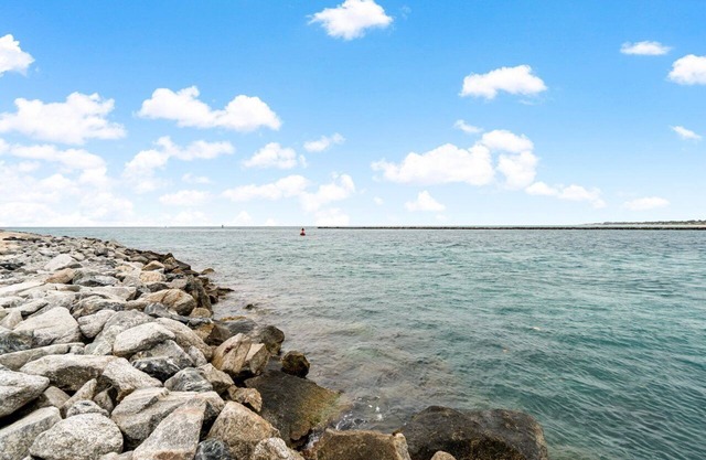 Oceanfront and inlet views! Coffee in the morning and wine in the evening!