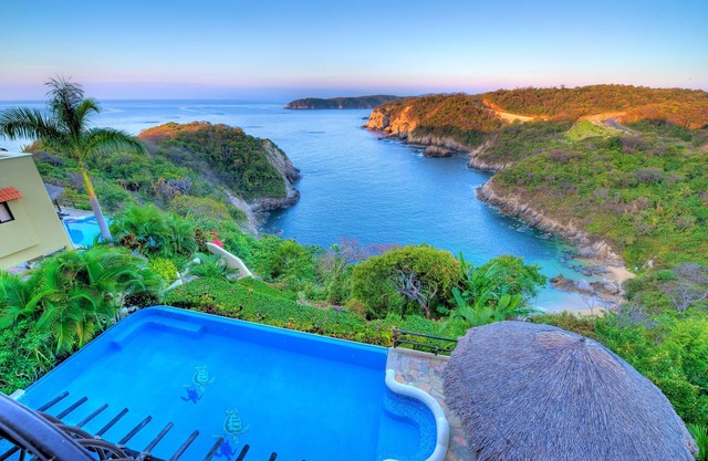 Oceanfront Beach View Villa sur Violin Bay près de Santa Cruz