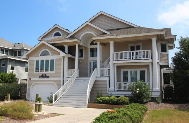 102, Summers Getaway / Oceanfront, 5 chambres, 5. 5 salles de bains