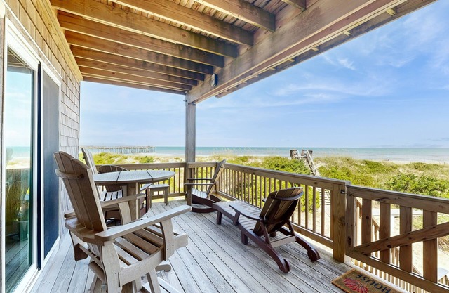 Oceanfront Condo w/Free WiFi, Central AC, Ocean View, Private W/D, & Shared Pool