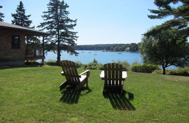 Oceanfront Cottage w / Dock & Amarrage - distance de marche de l'Acadie
