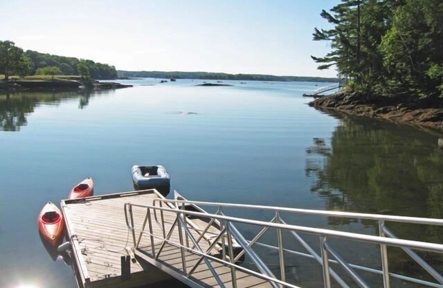 Oceanfront Cottage For 2, Quiet, Kayaking, view The Natural Beauty All Around You