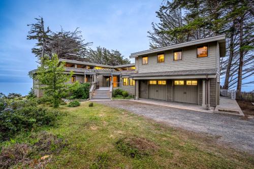 Oceanfront Dream Hideaway and Retreat