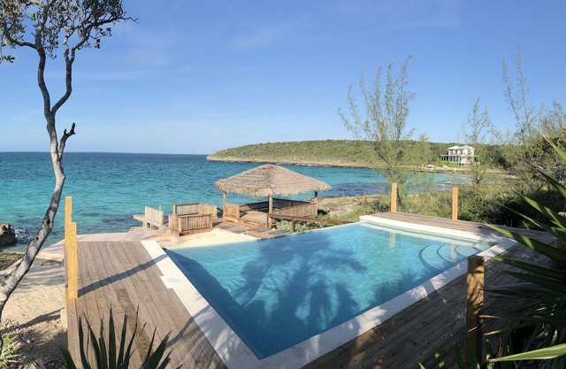 Accueil Oceanfront luxe sur les Caraïbes w / Sunset View, Dock, Kayaks, nouvelle piscine!