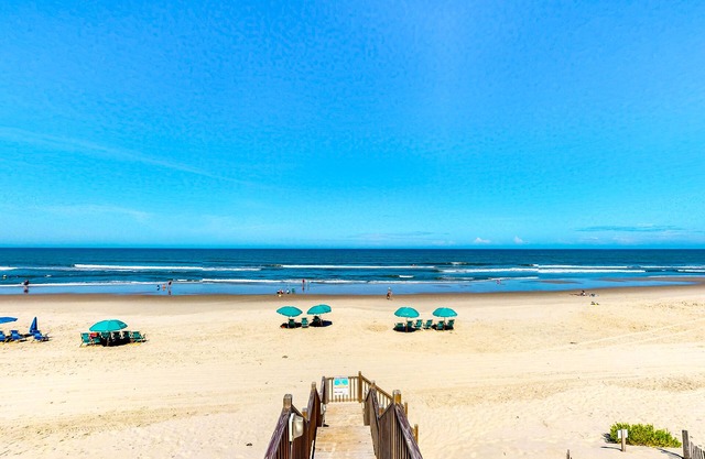 Oceanfront Home In Corolla w/ Private Pool, Hot Tub & Elevator