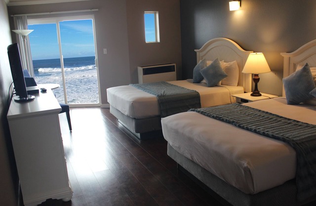 Oceanfront Inn at Shelter Cove