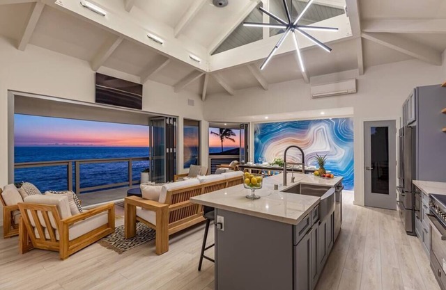 Oceanfront Luxury Home with Beach Access and Private Pool - 5 bed/5 bath