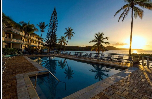 Villa Marie - Newly Renovated Oceanfront Condo