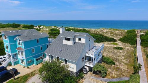 OCEANFRONT, Ocean Views, Sun Deck, Close to Beach Access, OS18D, A Place By The Sea