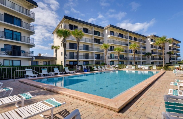Oceanfront Ormond Beach Condo: Community Perks!