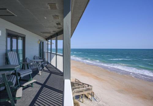 Oceanfront Resort - Swimming Pool - Tennis