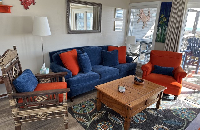 OCEANFRONT@The Lucky Duck- 100% renovated, clean, cozy & well-appointed.