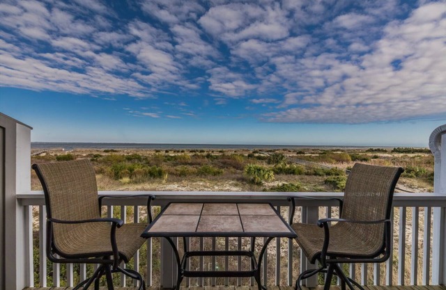 OCEANFRONT NEW DECK! Villa avec une vue imprenable! Totalement rénové pour 2018! Reserve maintenant!
