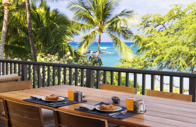 Oceanfront Waialea Bay Home with AC