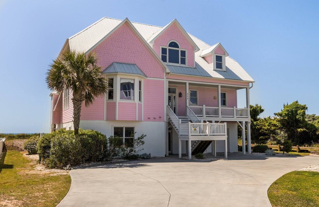 Grande maison en bord de mer avec piscine privée