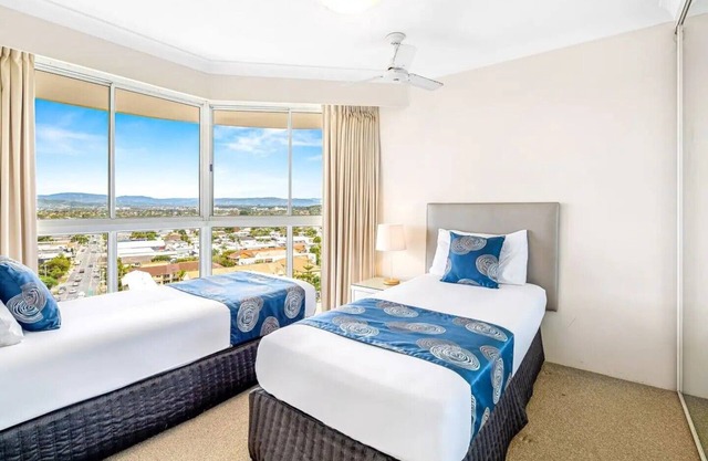 Oceania Oceanview 2 bed Unit