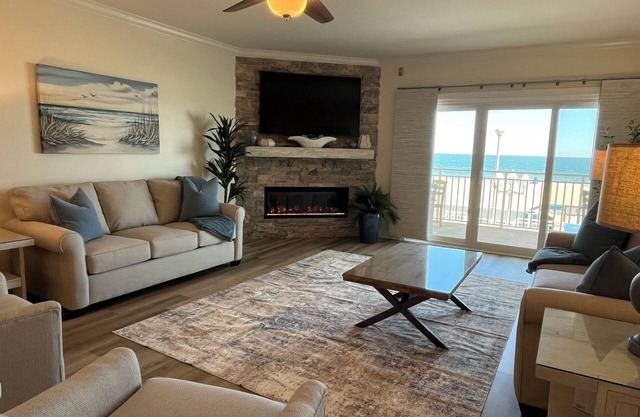 Downtown Ocean Front Condo