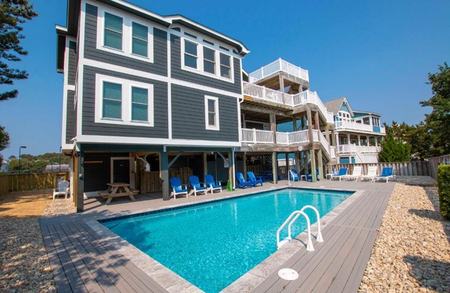Oceanside, Close to Community Amenities, Private Pool, 600 ft to Beach Access, 216, Beach Ball