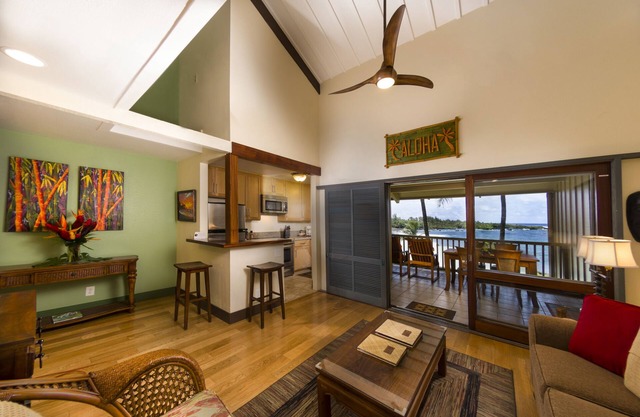 Hana Kai Maui-Oceanview "Waiohinu" (Unit # 204) Upper Floor-Amazing View & Decor