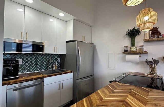 Oceanview Apartment in Paradise. Car rent available