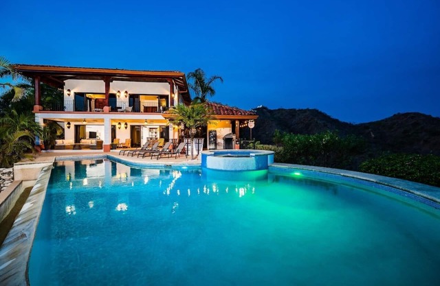 Spectacular Ocean Views, Infinity Pool