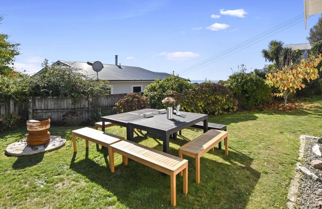 Oceanview Villa - Nelson Holiday Home, NELSON
