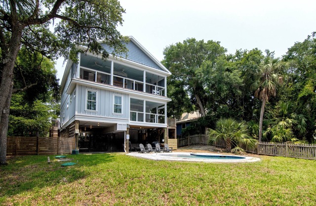 OFF THE GRID-Custom Showplace w/ Private Pool;Multiple Decks;3 Minute Walk to Beach