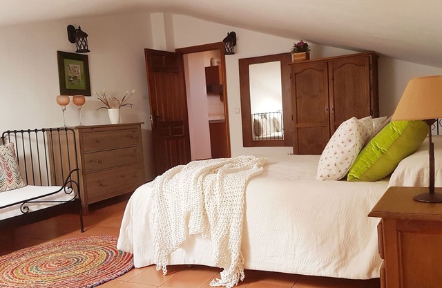 OFFRE APPARTEMENT 1, CASA RURAL EL SAUCE ,, (2/4 PAX) 2,5 KM DE CAPITAL CAPITAL