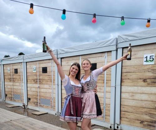 Oktoberfest Wiesn Camp Lodge