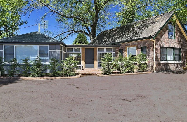 Old Bank Stables - Stay 3 Pay 2