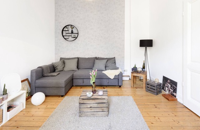 Vieux bras: Appartement de 2,5 pièces entièrement meublé à Trendviertel
