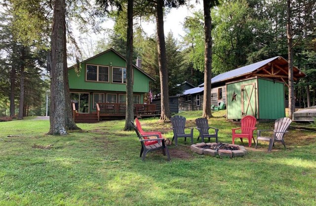 Old Forge Waterfront Home - ¡Perfecto para familias numerosas!
