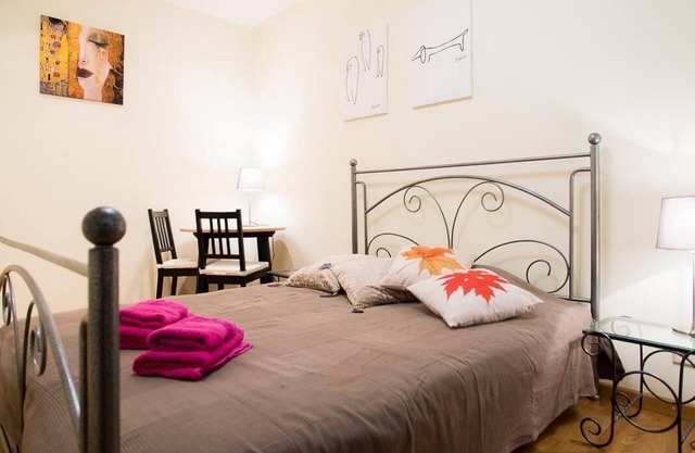 Appartement-Classique-Salle de bain privée séparée-Balcon
