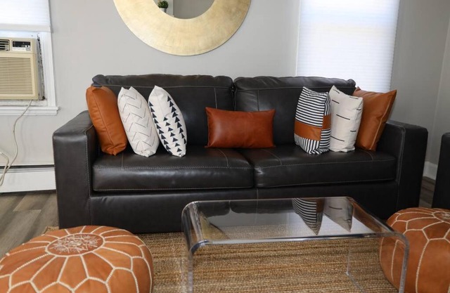 Old Southeast 1br, near Downtown close to Beaches!